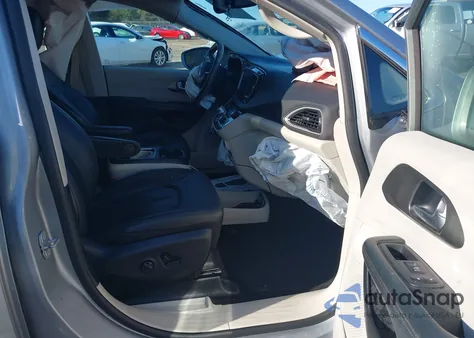 2020 Chrysler Pacifica Touring L Plus from USA, damaged, VIN 2C4RC1EG4LR277318